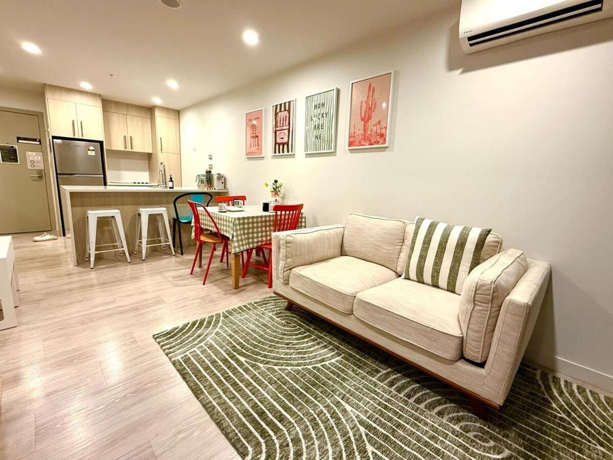 Apartment 2bedrooms,skytower Next 20 M, Free Parking, Air Con
